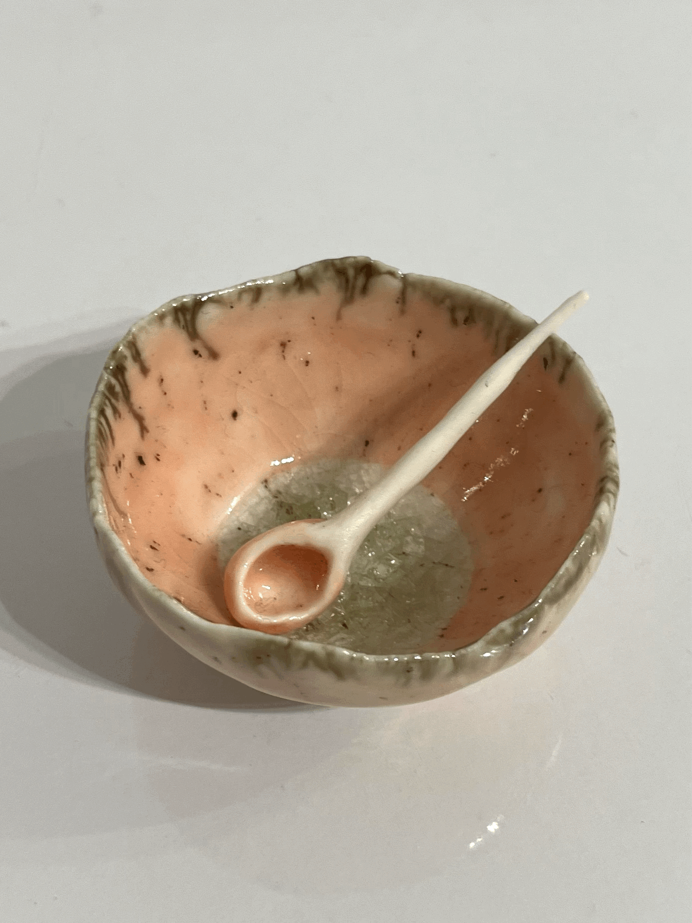Salt Dish with Spoon in Speckled Pink