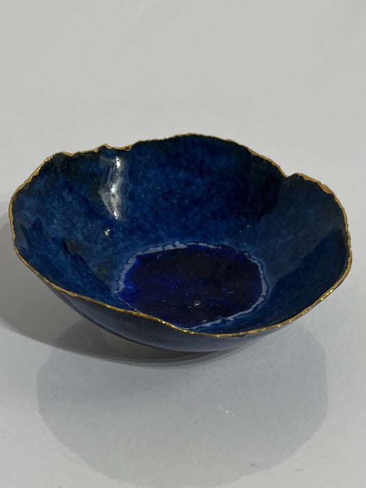 Small Dish in Sapphire with Gold Rim